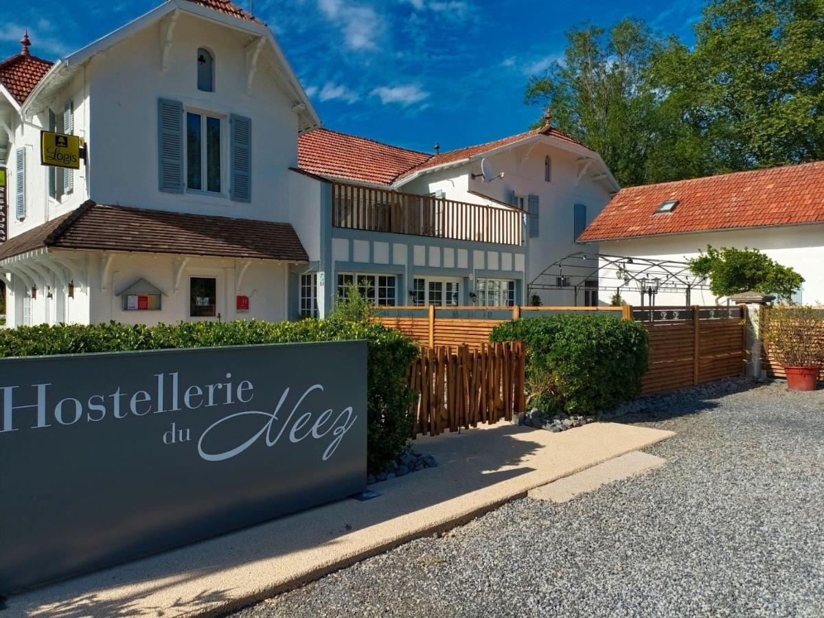 Logis Hostellerie Du Neez Gan Екстер'єр фото