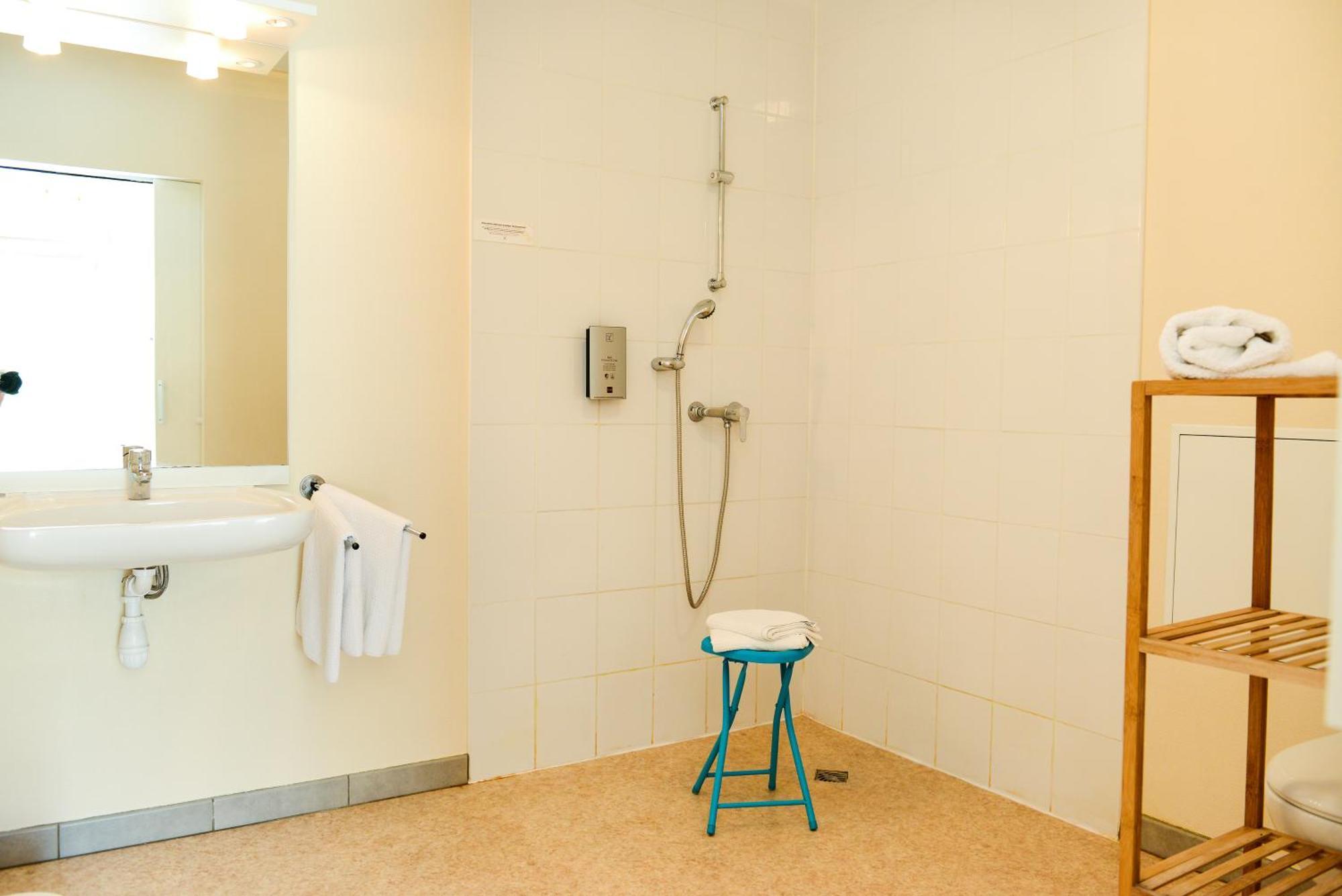 Logis Hostellerie Du Neez Gan Екстер'єр фото